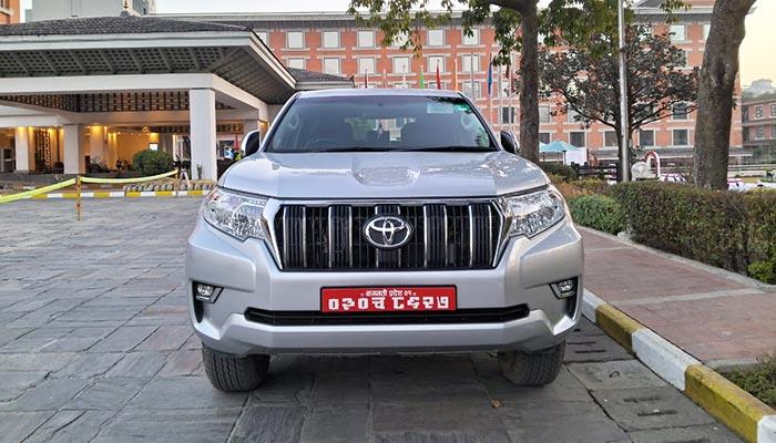 toyota land cruiser rental in nepal